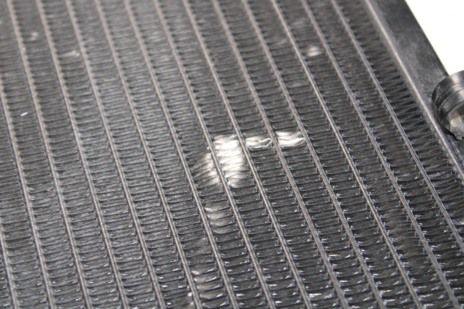 Maserati M128, Coupe, Spyder, Radiator, Dmg, Used, P/N 181097