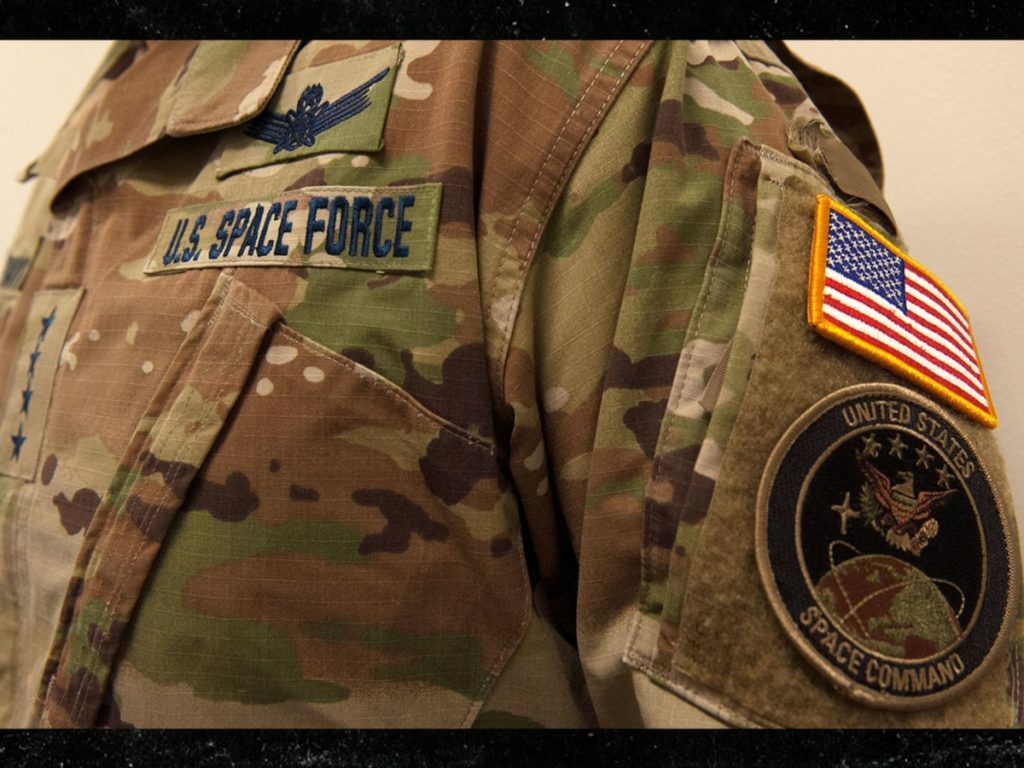 Image 7 - US SPACE FORCE MMXIX REGULATION ISSUED PATCH W HOOK PIN UP FLIGHT SUIT JACKET