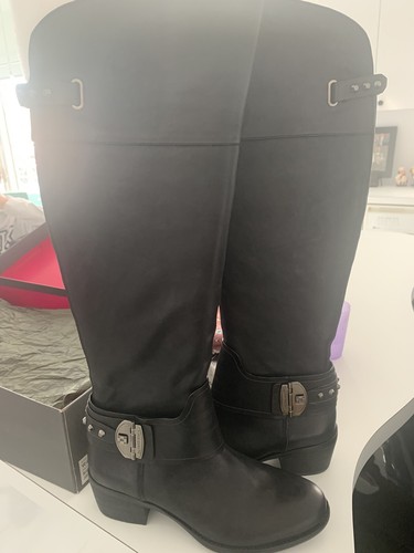Vince Camuto VC Beatrix Size 8.5M Black 