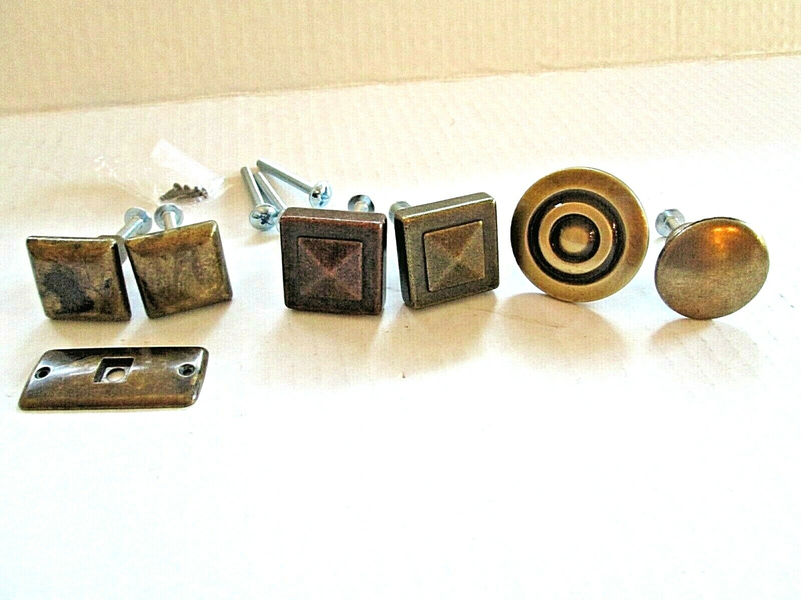 Picture 1 of 8