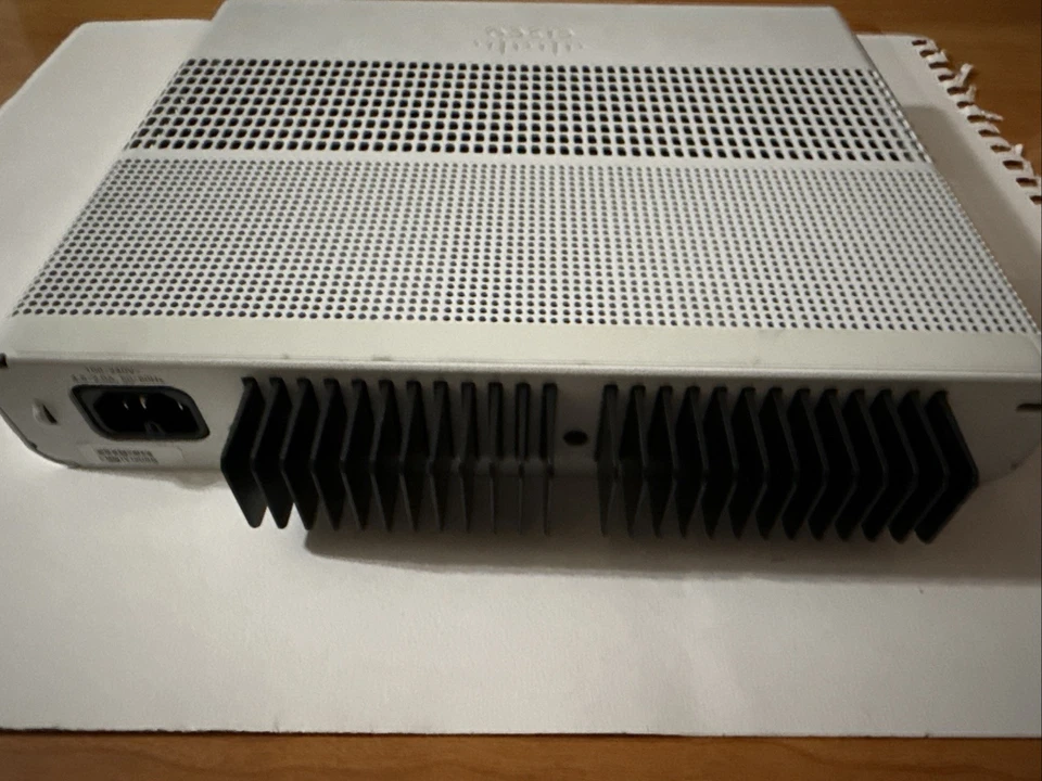 Cisco WS-C3560CX-12PD-S 16 Port Compact Switch, 12x PoE Ports 4x Uplinks, 2x10Gb - Image 2 of 2