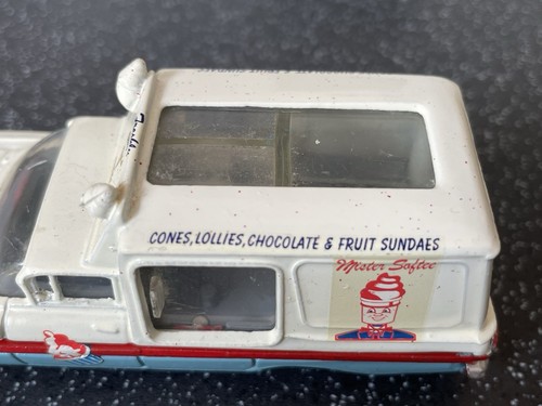 Furgoneta de helados Corgi Toys 486 código 3 Chevrolet Impala Mr Softee - única - Imagen 5 de 15