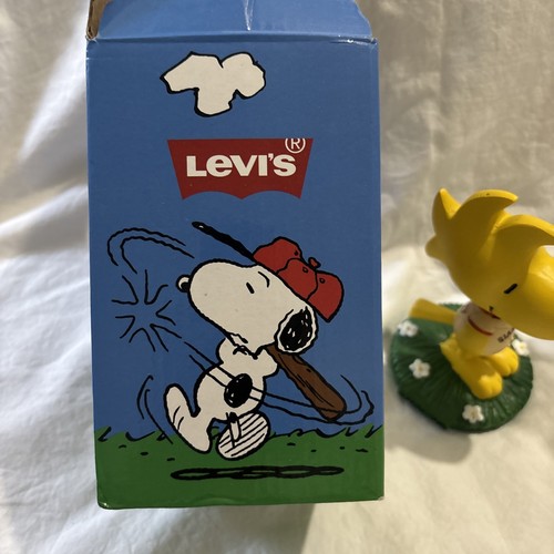 SF GIANTS Peanuts Woodstock Holding Bat SGA bobblehead 08/31/2019 Oracle Park - Picture 7 of 10