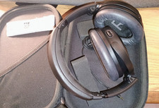 Bose QuietComfort Noise Cancelling Headphones Black - Used Excellent Condition