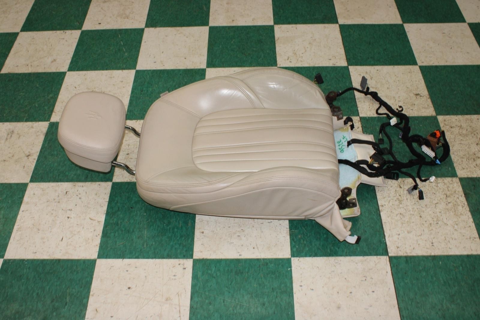 14-17 Ghibli Tan Leather Front Left LH LF Seat Lower Cushion Head Rest Headrest