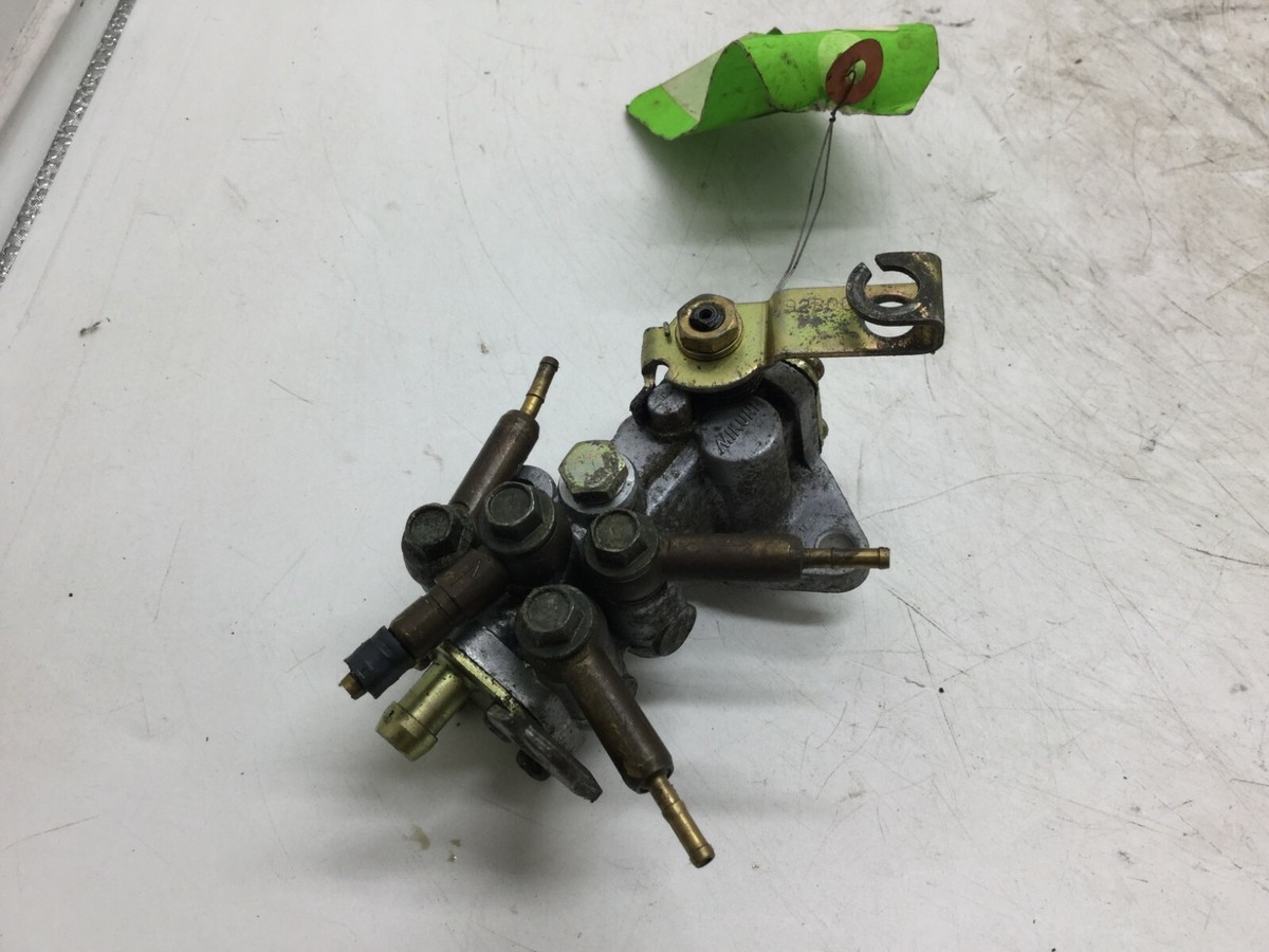 Arctic Cat ZRT 600 1995-1999 EXT 600 1997 OEM Oil Pump Assembly