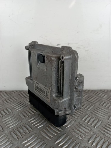 LDV V80 13-23 ECU 0281030832 - Picture 7 of 8