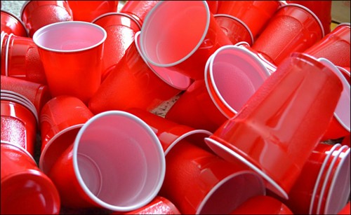 100 x Amercian 16oz Red Party Cups (Disposable Plastic) Frat cups Beer Pong