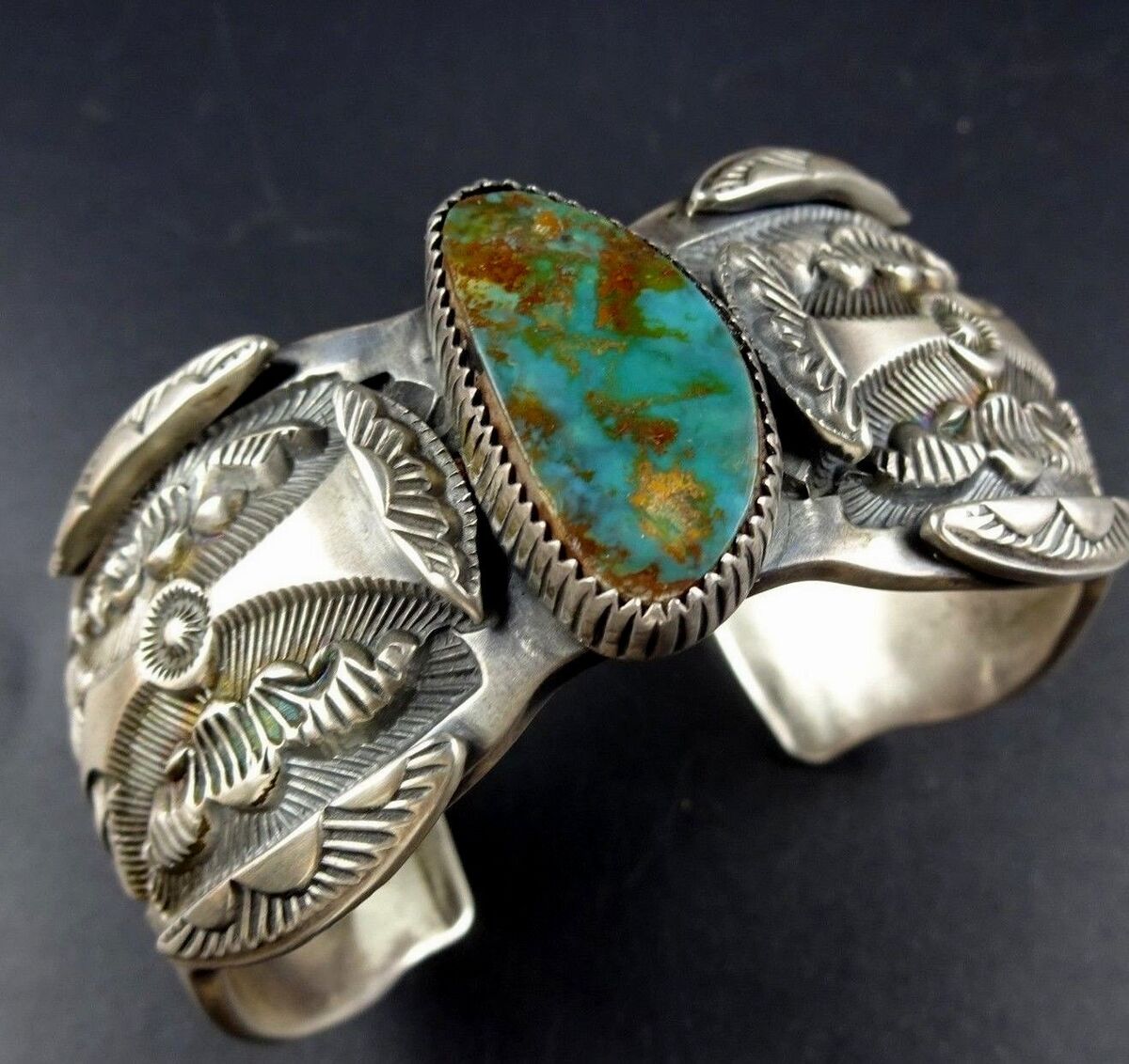 307 Grams!! Vintage Native American Jewelry Navajo Real Gold Sterling Silver Turquoise Bracelet Old 307 Grams!! Vintage Native American Jewelry Navajo Real Gold Sterling Silver Turquoise Bracelet Old