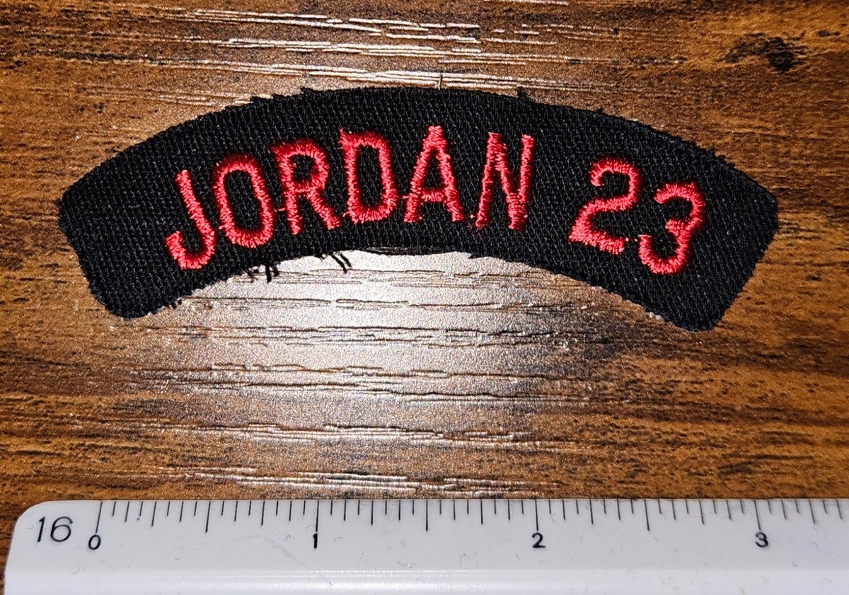 Michael Jordan #23 Vintage NBA Basketball Chicago Bulls Sew On Blk