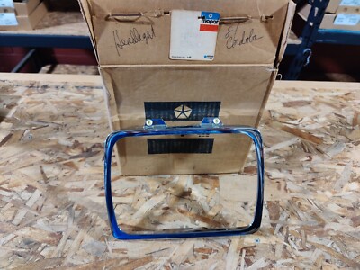 1981 DODGE CORDOBA HEADLIGHT ASSEMBLY RETAINER; NOS OEM MOPAR 4074802