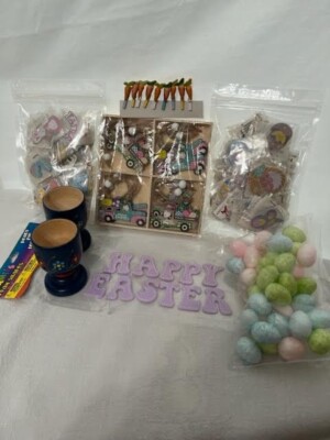 Easter Craft & Decor Items - Egg Cups, Sign, Ornaments, Eggs, Mini Carrot Clips
