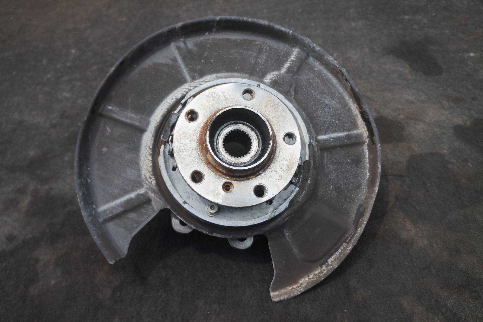 Rear Right Spindle Knuckle Hub Wheel Bearing 33326777792 Rolls Royce Phantom 04