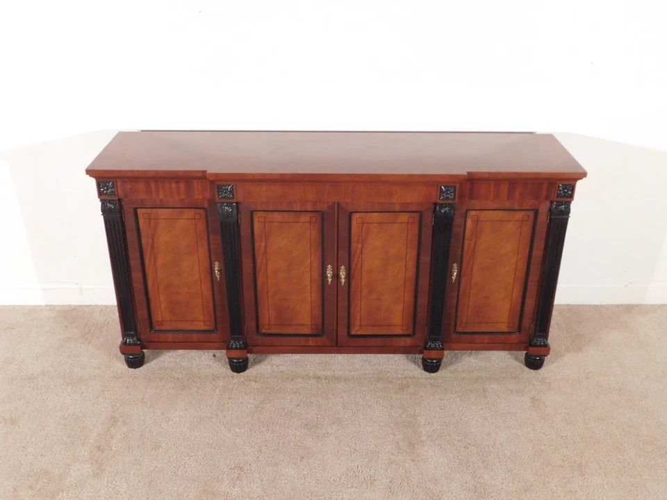 BAKER Muebles Colección Regencia Caoba con Acentos Ebonizados Aparador Servidor Foto 2 de 4