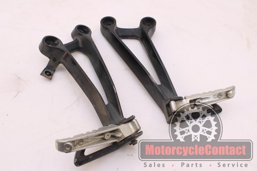 18-20 MT07 REAR BACK PASSENGER FOOT PEG PEGS LEFT RIGHT BRACKET REST RIDER left