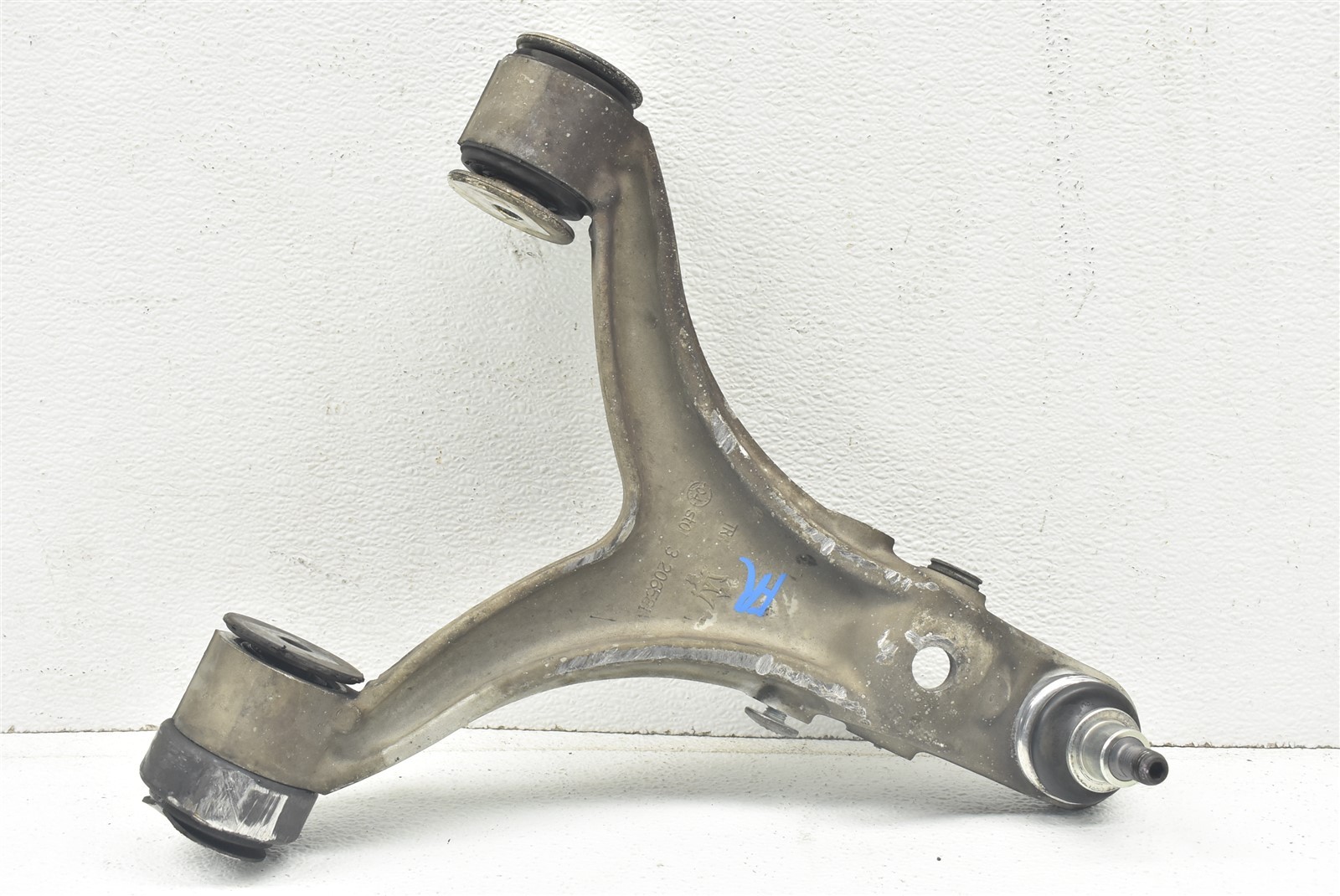 2003-2012 Maserati Quattroporte S Front Left Lower Control Arm 3206581 OEM 03-12