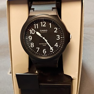 Casio Quartz Analog Wristwatch Black Resin Band Water Resistant 50M