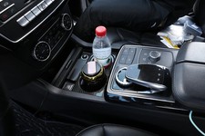 Passend f&uuml;r Mercedes W166/X166 Becherhalter Blende