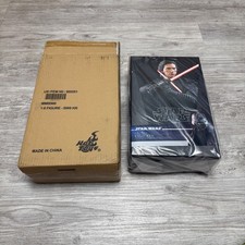 Hot Toys MMS560 Star Wars Rise of Skywalker Kylo Ren 1 6th Scale New Open Box