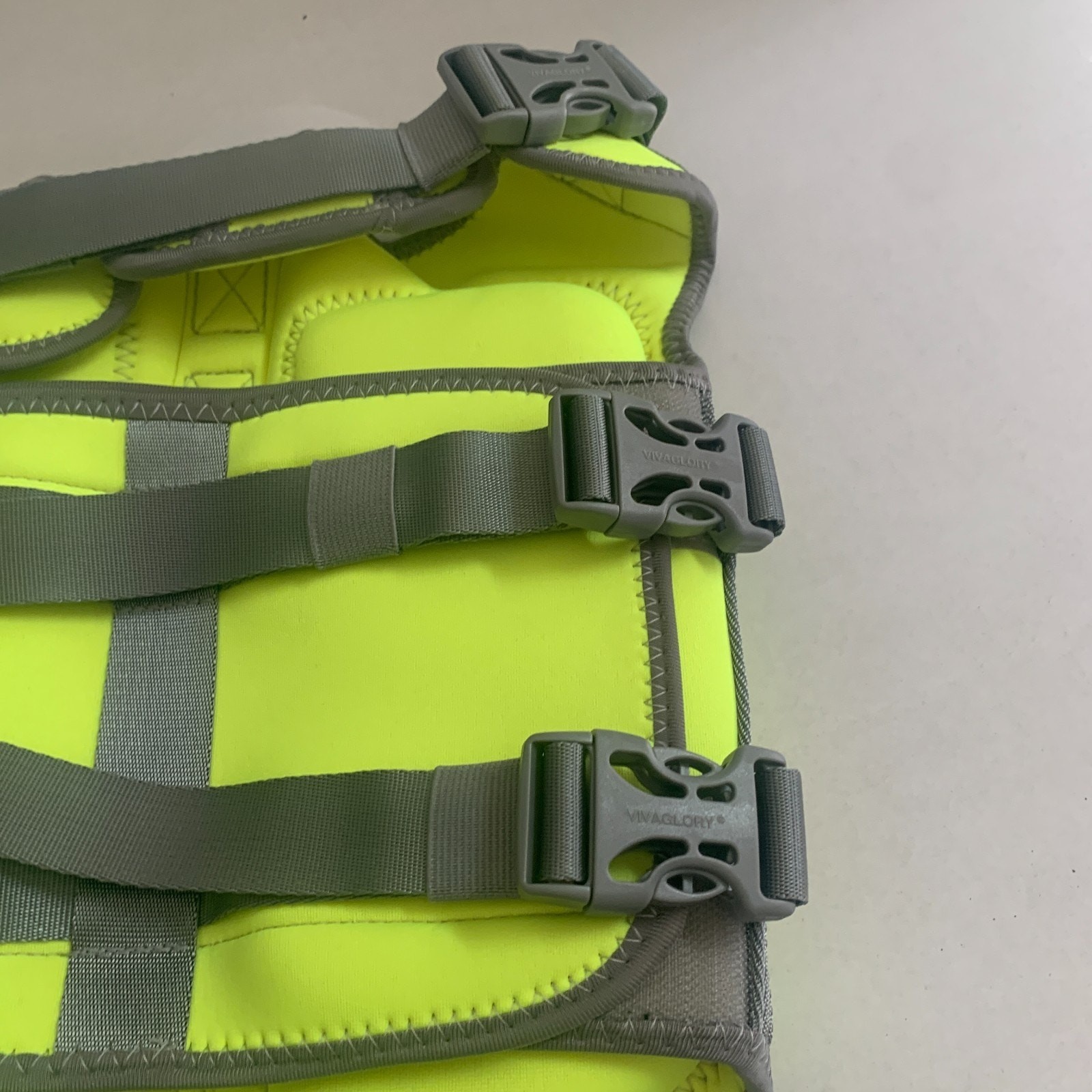 Vivaglory Ripstop Dog Life Vest Reflective & Adjustable Life Jacket Size M