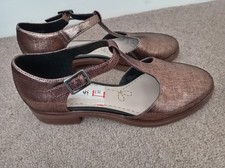 CLARKS Ladies T Bar Flat Shoes TAYLOR PALM Size 6 Copper Leather Buckle Up NEW.