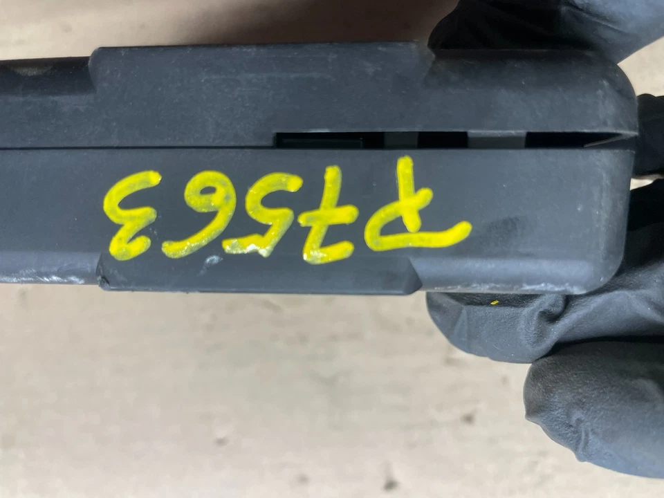 Chevrolet Camaro 1996 carrocería control módulo BCM fabricante de equipos originales p7563 DG Foto 4 de 4