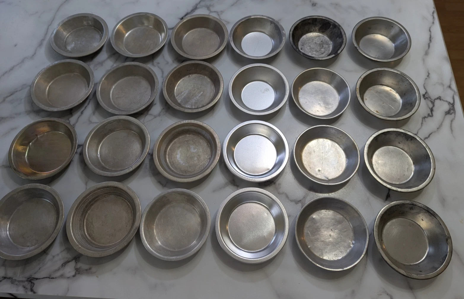 24 Vintage Metal Mini 5" Pie Plates Assorted 2 Dozen
Opens in a new window or tab