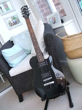 Jim Deacon  L P Style Electric Guitar in Black  V. Good , Used , with Gig Bag .