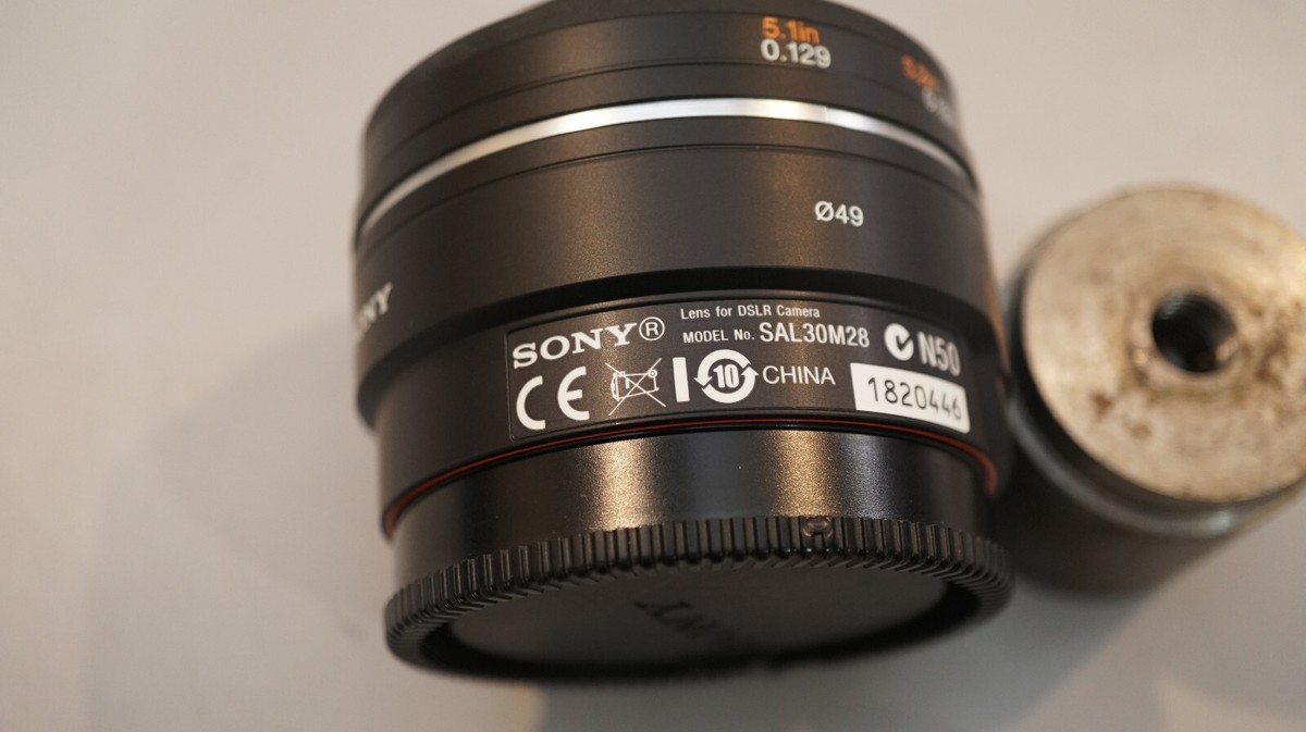 マクロ　SONY DT 30mm F2.8 MACRO SAM SAL30M28 Amazon.com : Sony SAL30M28 30mm f/2.8 Lens for Alpha Digital