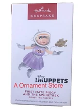 2024 THE MUPPETS MISS PIGGY First Mate Piggy and The Swinetrek Hallmark Ornament