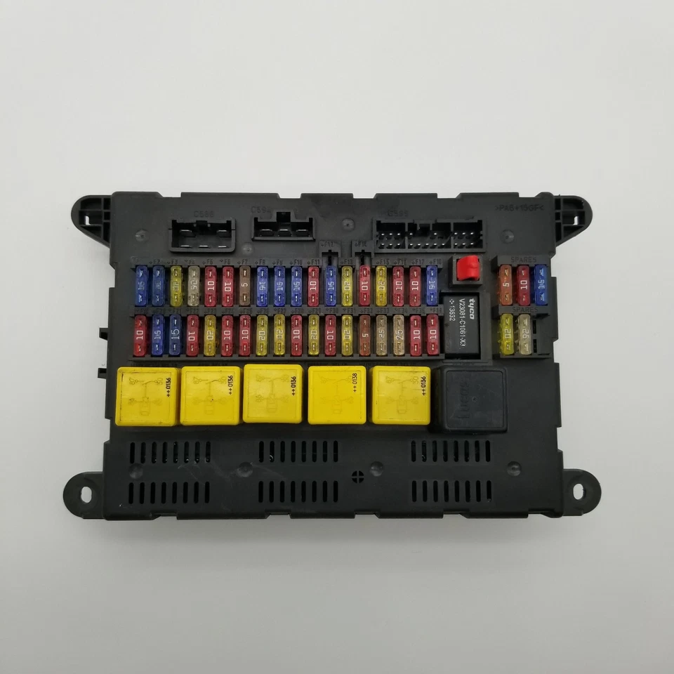 Land Rover Freelander 2004 2005 caja de fusibles YQE000340 Foto 2 de 4