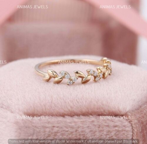 Lab-Created Diamond 0.50Ct Round Wedding Anniversary Ring 14K Yellow Gold Plated - Picture 3 of 6