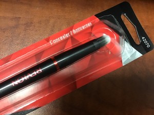 revlon concealer brush