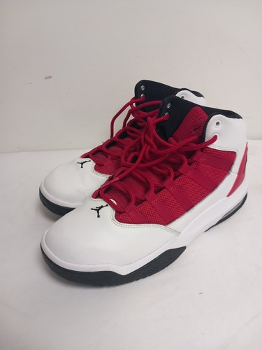 Nike Jordan Max Aura Trainers GS Chicago Red White Basketball Shoes UK 5.5