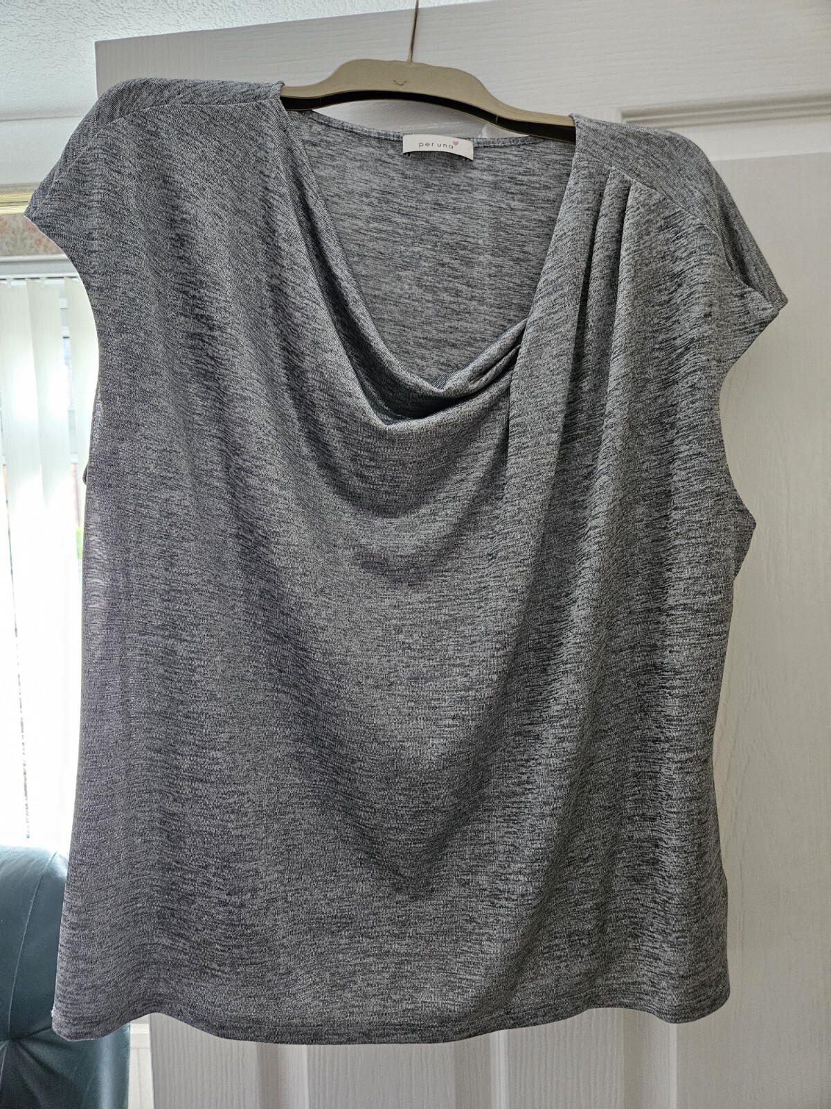 Blusa M&S PER UNA GRIS PLATA TOP UK22
