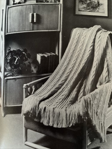 Afghans - Coats & Clark #203 1970 - crochet, knit, afghan stitch patterns - Picture 8 of 16
