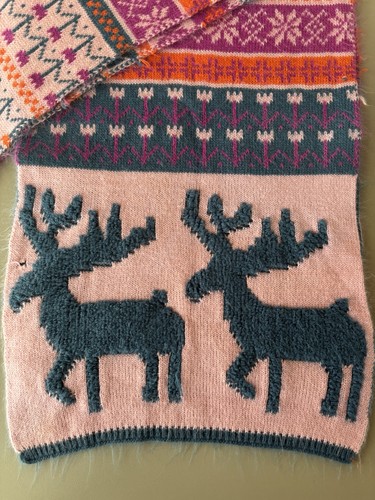 Sciarpa in maglia rosa viola nordica Fair Isle alce alce 82" x 13" - Foto 2 di 4