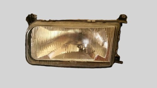 VW PASSAT (3A2, 35I) Scheinwerfer Hauptscheinwerfer links H4 133479-00