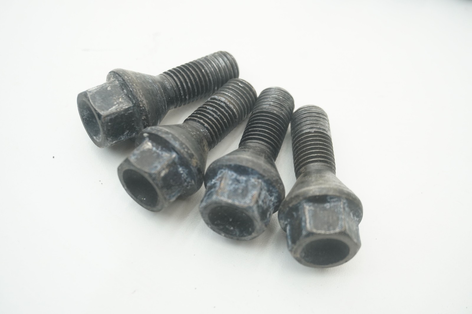 16 Wheel Lug Nuts 17mm 12x1.5mm Pitch 26mm Thread Length Lotus Elise 2zz 04-11
