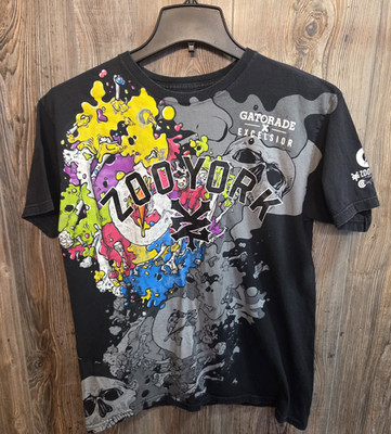 Zoo York Gatorade x Excelsior T-Shirt Size Med Black w/ Graffiti Skull Heads Y2K