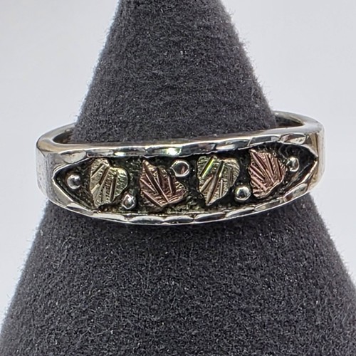 Black Hills Gold Ring Sz 8.5 Sterling & 12K Leaf Design Band USA Vintage
