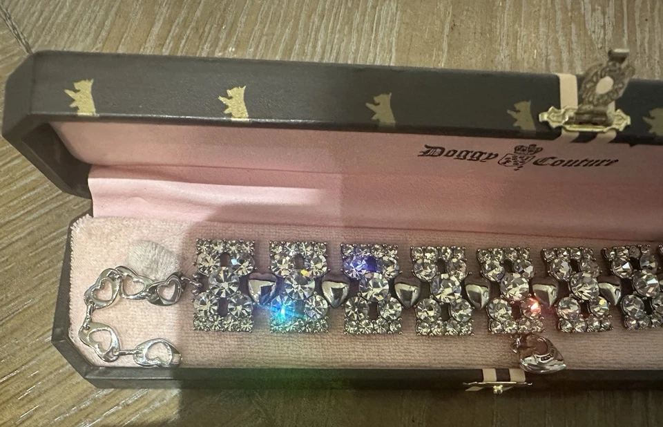НОВЫЙ С ЯРЛЫКАМИ JUICY COUTURE DOGGY COUTURE DIVA SWAROVSKI КРИСТАЛЛЫ ПРИНЦЕССА ВОРОТНИК YTRUD146 - Изображение 4 из 4