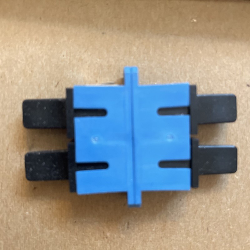Quant of 14 Hubbell FASCMPB6 Fiber Optic Duplex SC Adapters, Clip Mount - NEW - 