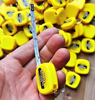 4 Mini Tape Measure Keychains FREE SHIPPING Watch Video for a 360 Degree Look
