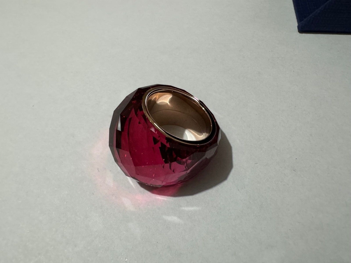 Swarovski Nirvana Ring Red, rose gold-tone Size 52 5508718 NEW