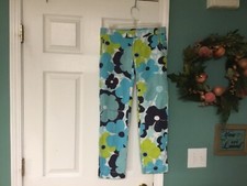 Women s LILLY PULITZER Multi-Color Floral Pants Size 12 20.00