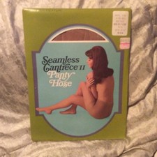 Vintage Cantrece III nude nylon pantyhose w/ model med Beige