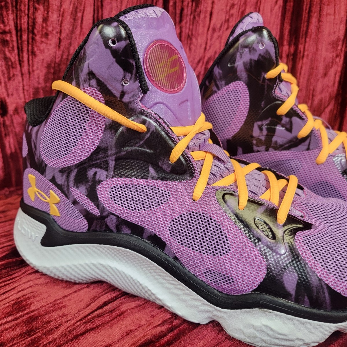 NIB NEW UNDER ARMOUR CURRY SPAWN FLOTRO NM MEN'S 10 NBA HOOP