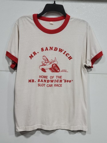 Vintage años 60 Mr. Camiseta Sandwich 500 Slot Car Race L Ringer Tee Richton Park IL - Imagen 1 de 12
