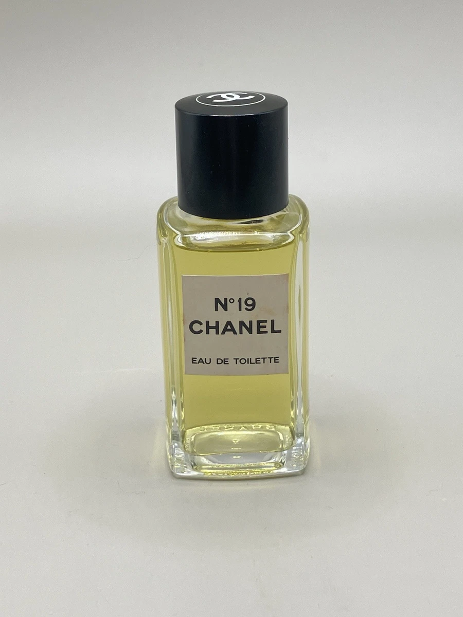 Fluid Chanel No 19 Eau de Toilette for Women for sale | eBay
